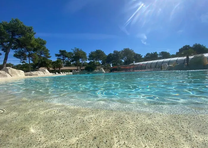 Mobile In 5-star 몽탈리베-레-방